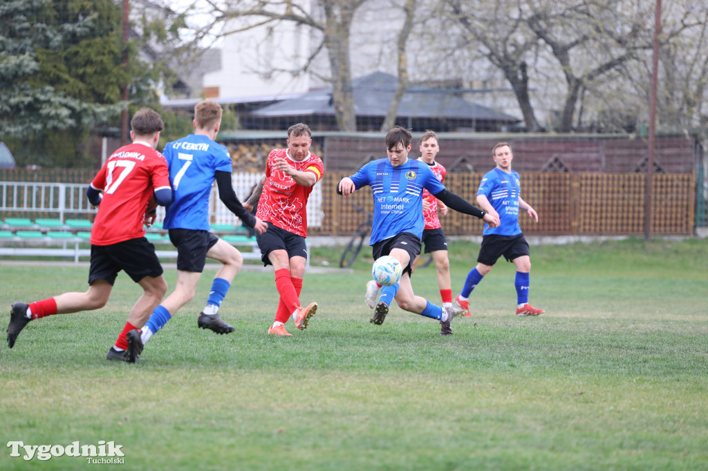 Klasa B: Cis i Myśliwiec gościnni dla rywali