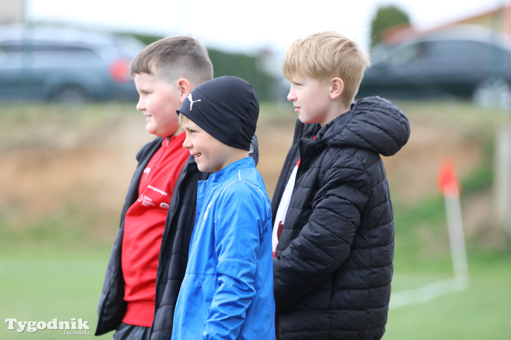 Klasa B: Cis i Myśliwiec gościnni dla rywali