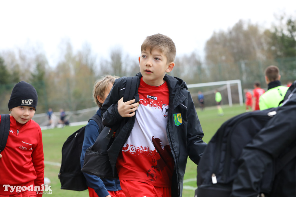 Klasa B: Cis i Myśliwiec gościnni dla rywali