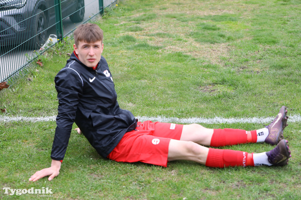 Klasa B: Cis i Myśliwiec gościnni dla rywali