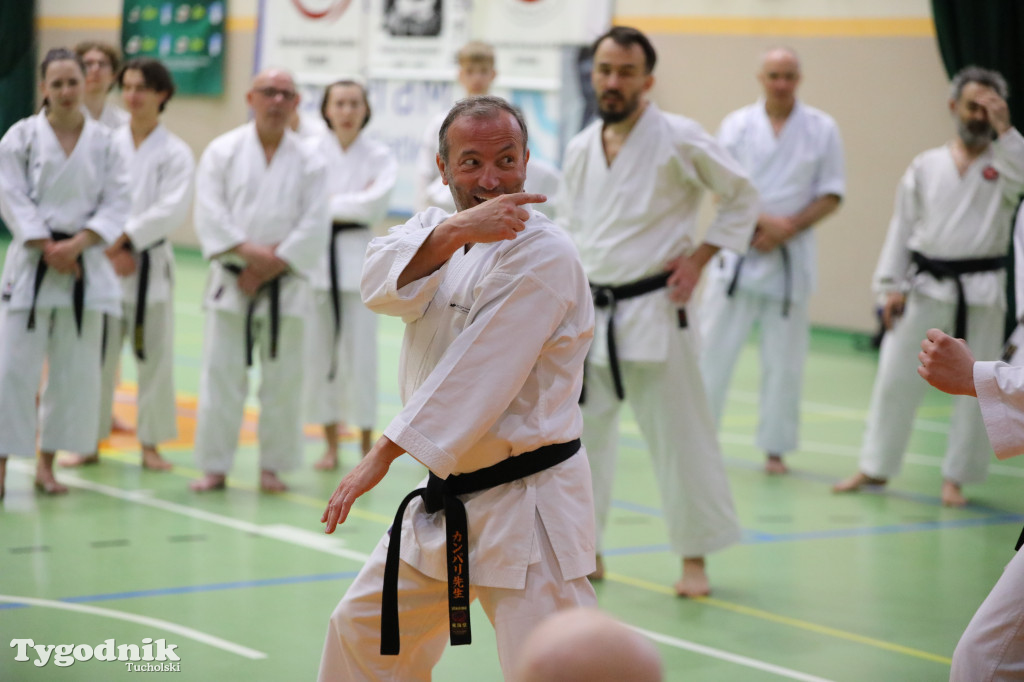 Seminarium tucholskich karateków w towarzystwie gościa z Włoch