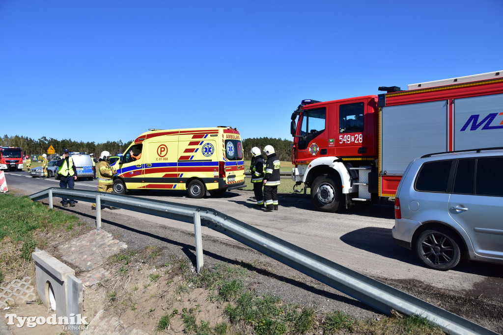 Uwaga! Zderzenie dwóch pojazdów między Tucholą a Łyskowem
