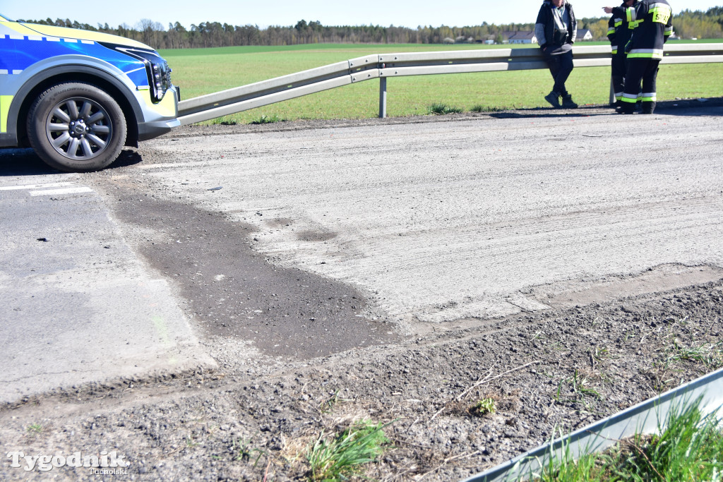 Uwaga! Zderzenie dwóch pojazdów między Tucholą a Łyskowem