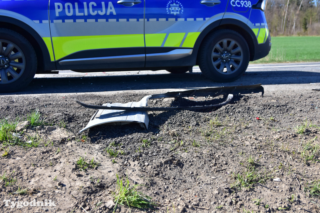 Uwaga! Zderzenie dwóch pojazdów między Tucholą a Łyskowem