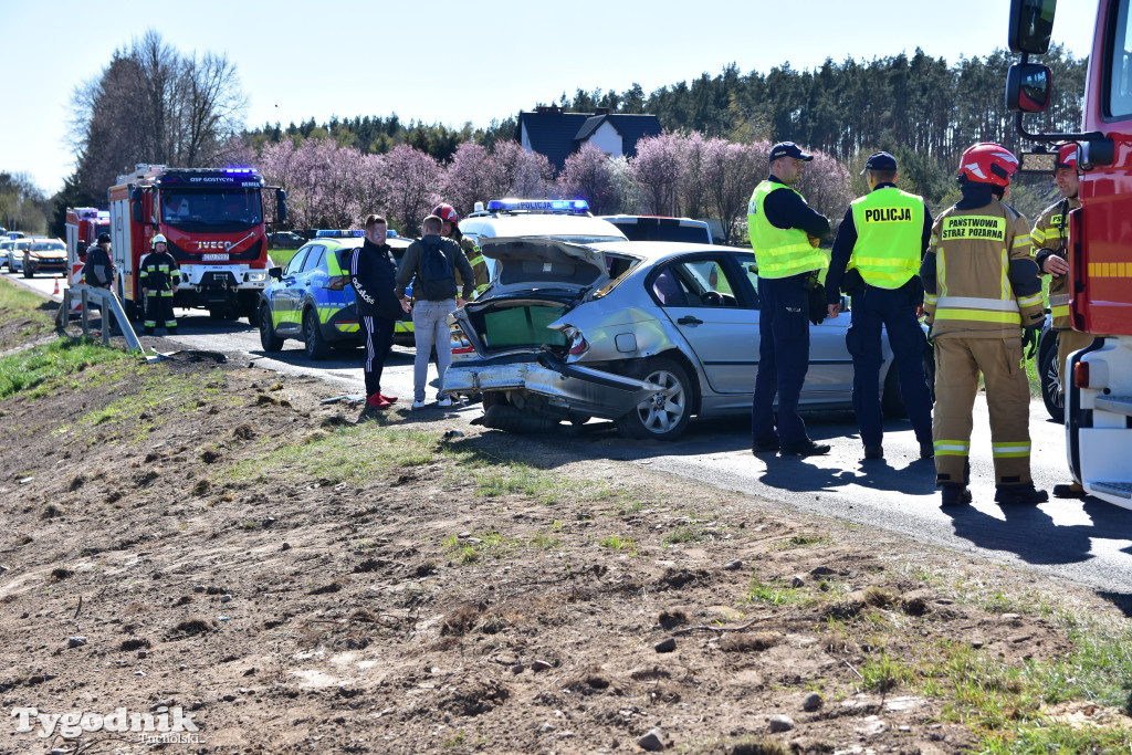 Uwaga! Zderzenie dwóch pojazdów między Tucholą a Łyskowem
