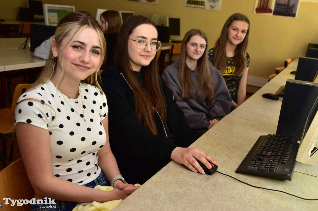 Warsztaty z okazji Dnia Ziemi w WSZŚ w Tucholi