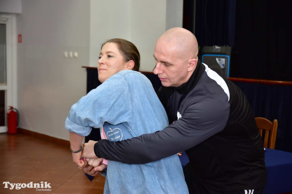 Samoobrona dla kobiet w B-CK w Kęsowie