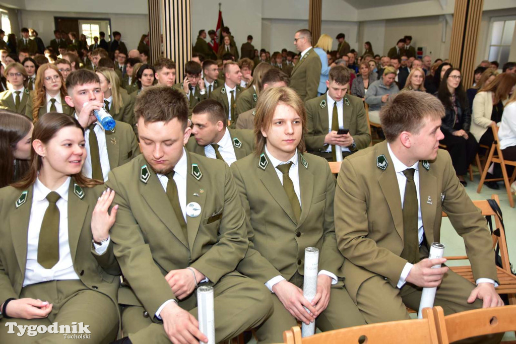 Technikum Leśne w Tucholi pożegnało absolwentów 2025/2026