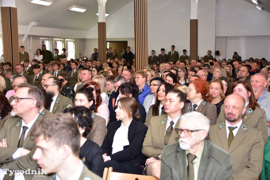 Technikum Leśne w Tucholi pożegnało absolwentów 2025/2026