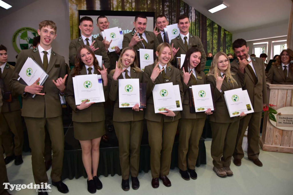 Technikum Leśne w Tucholi pożegnało absolwentów 2025/2026