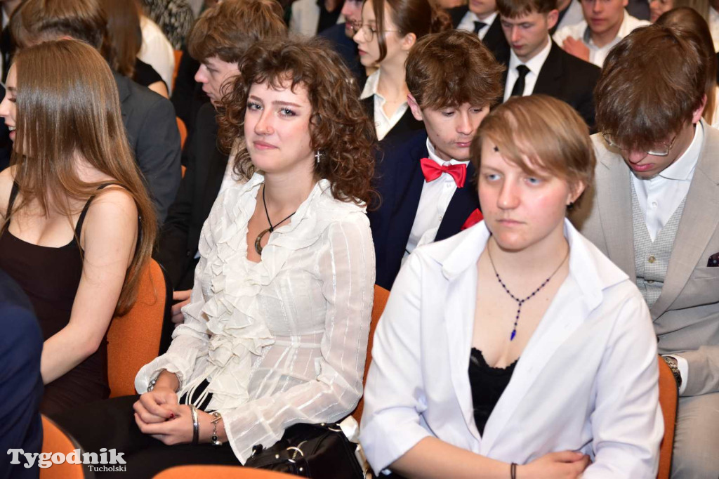 Pożegnanie absolwentów LO im. Bartłomieja Nowodworskiego