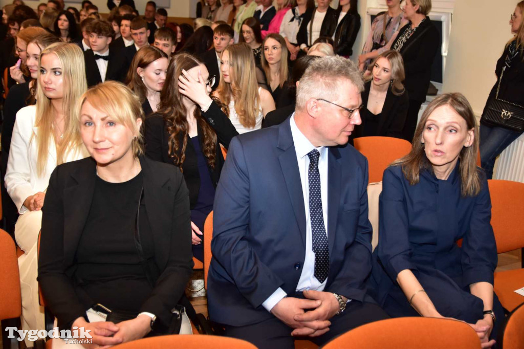 Pożegnanie absolwentów LO im. Bartłomieja Nowodworskiego