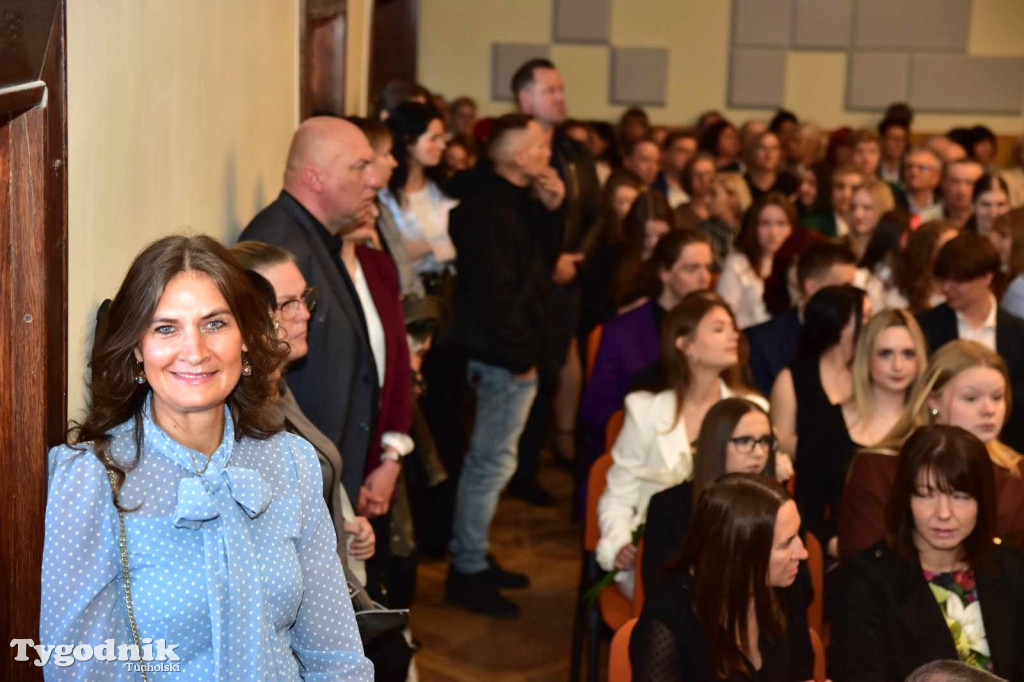 Pożegnanie absolwentów LO im. Bartłomieja Nowodworskiego