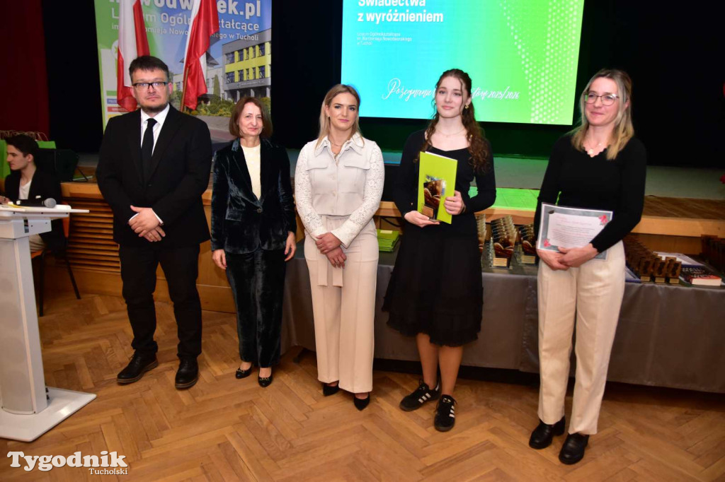 Pożegnanie absolwentów LO im. Bartłomieja Nowodworskiego