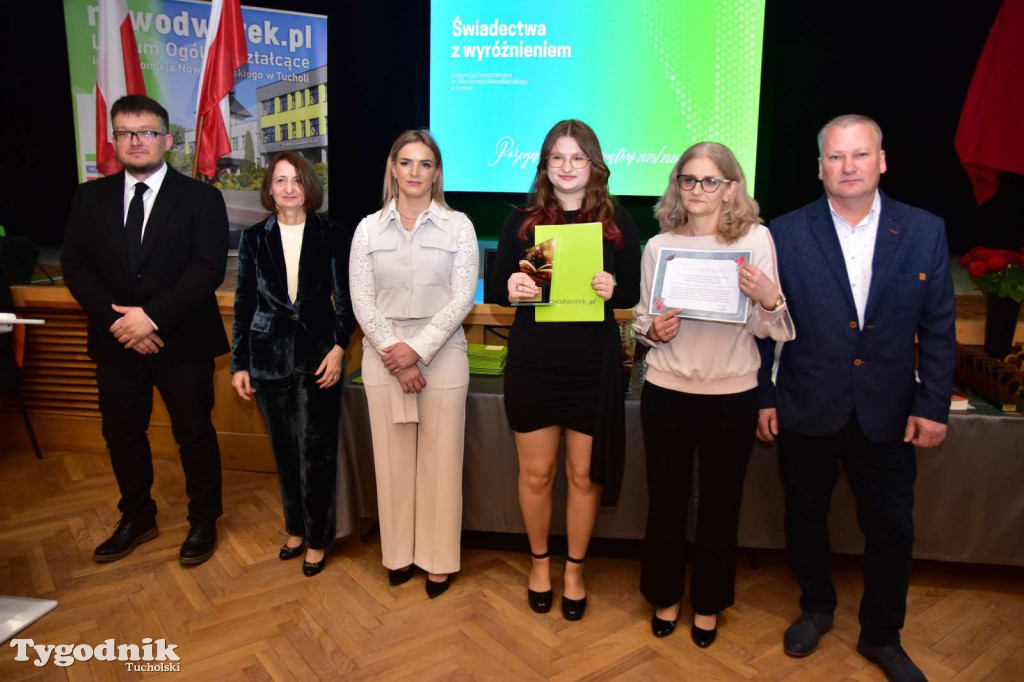 Pożegnanie absolwentów LO im. Bartłomieja Nowodworskiego