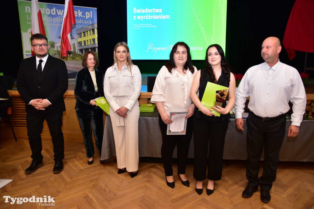 Pożegnanie absolwentów LO im. Bartłomieja Nowodworskiego