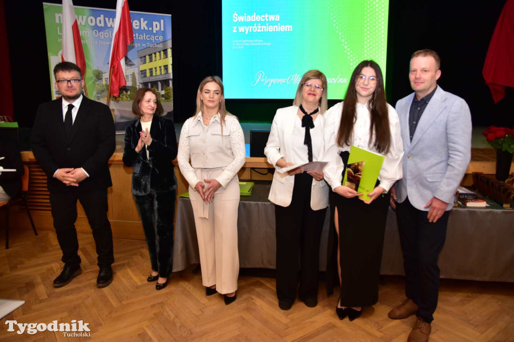 Pożegnanie absolwentów LO im. Bartłomieja Nowodworskiego