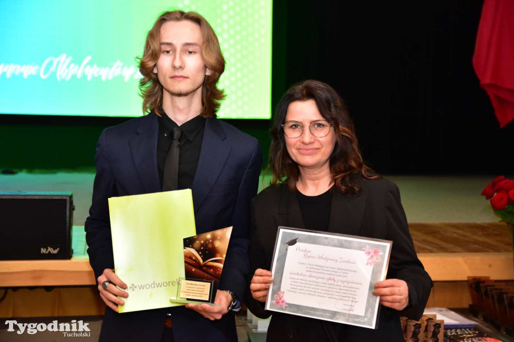 Pożegnanie absolwentów LO im. Bartłomieja Nowodworskiego