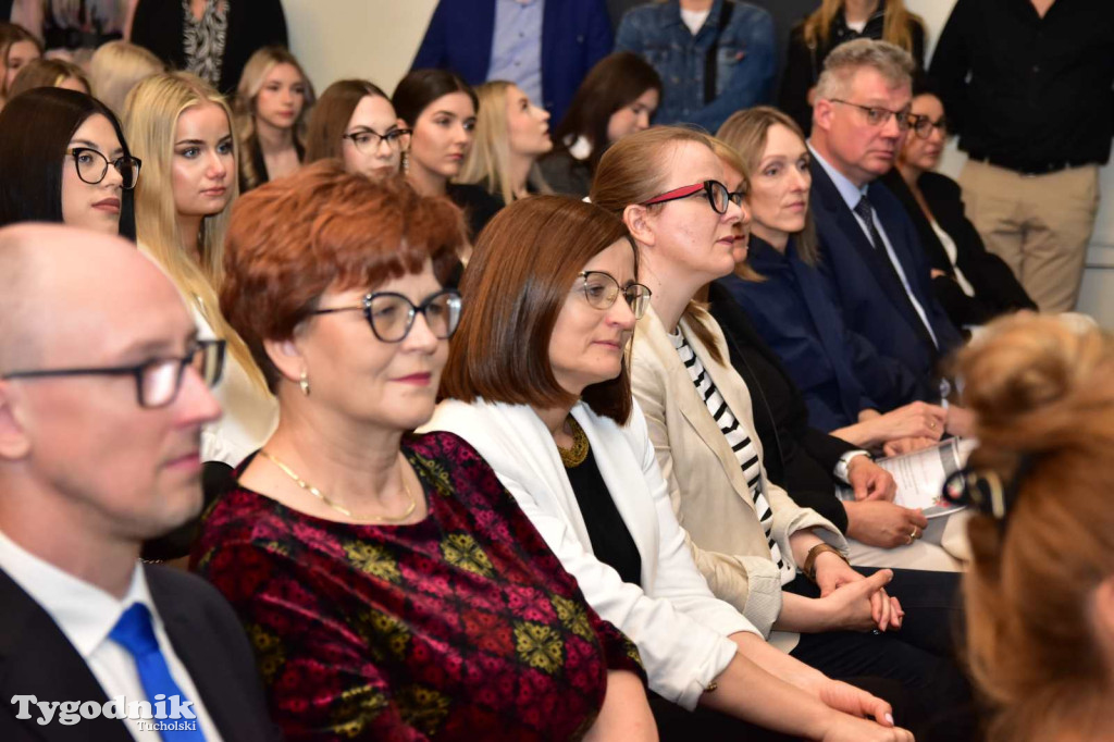 Pożegnanie absolwentów LO im. Bartłomieja Nowodworskiego