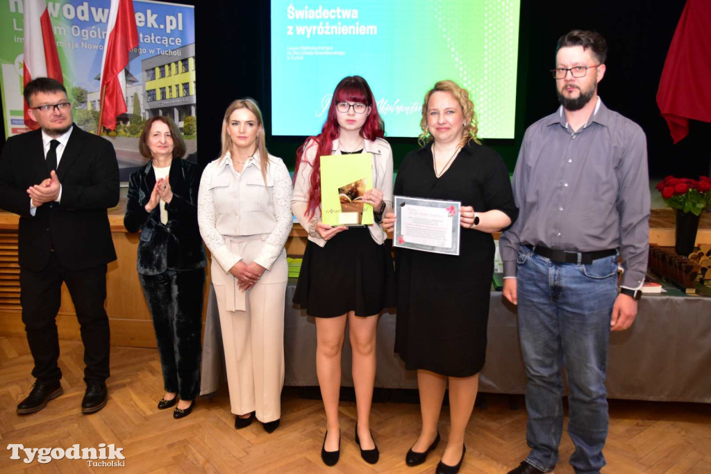 Pożegnanie absolwentów LO im. Bartłomieja Nowodworskiego