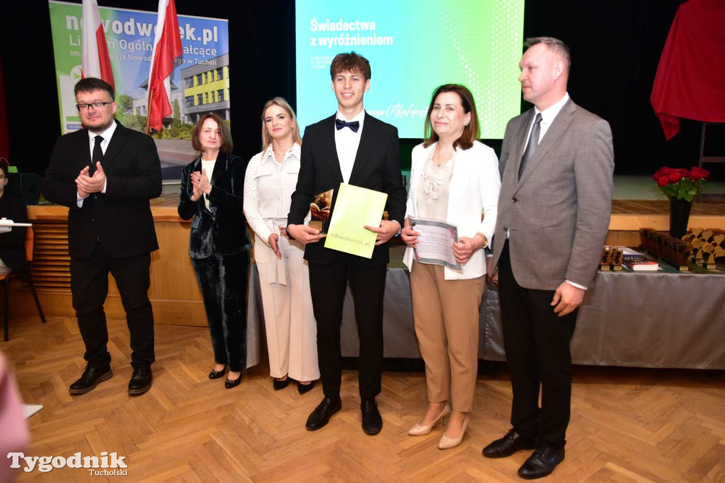 Pożegnanie absolwentów LO im. Bartłomieja Nowodworskiego