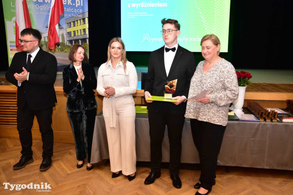 Pożegnanie absolwentów LO im. Bartłomieja Nowodworskiego