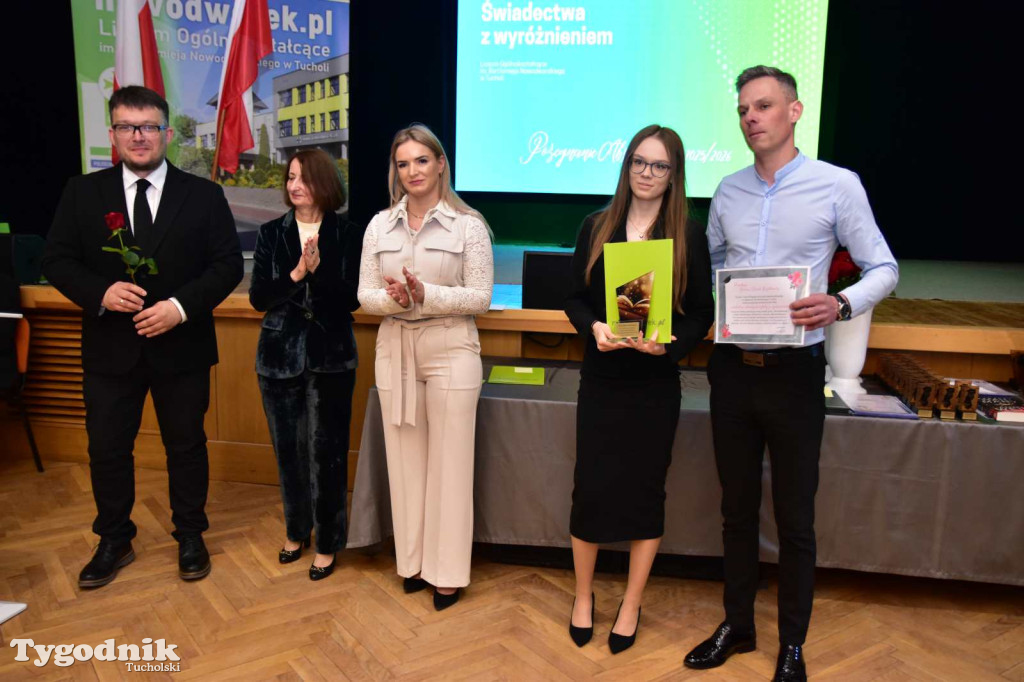 Pożegnanie absolwentów LO im. Bartłomieja Nowodworskiego