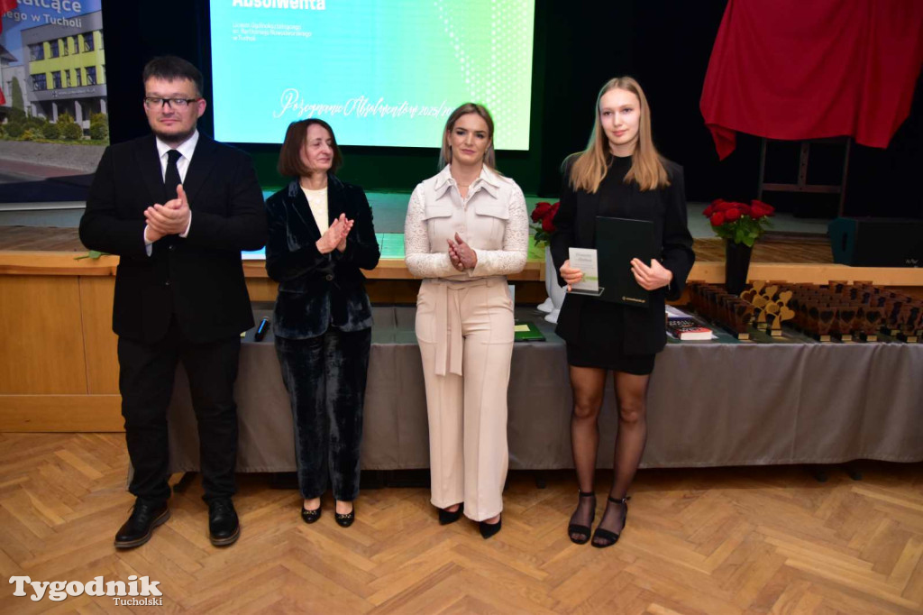 Pożegnanie absolwentów LO im. Bartłomieja Nowodworskiego