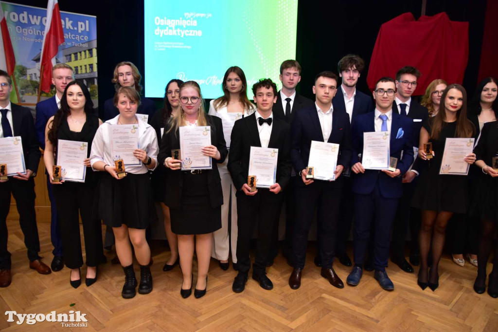 Pożegnanie absolwentów LO im. Bartłomieja Nowodworskiego