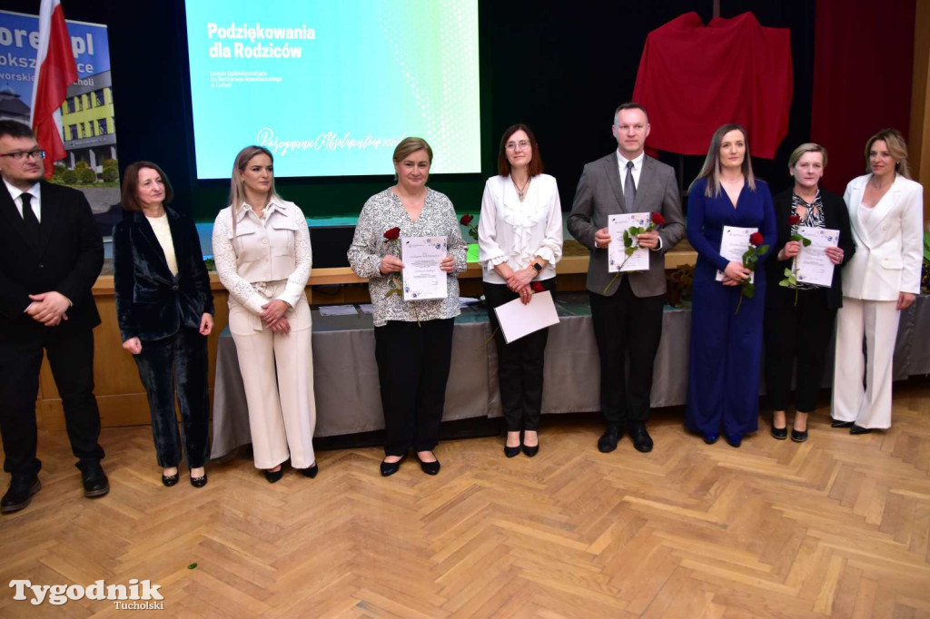 Pożegnanie absolwentów LO im. Bartłomieja Nowodworskiego