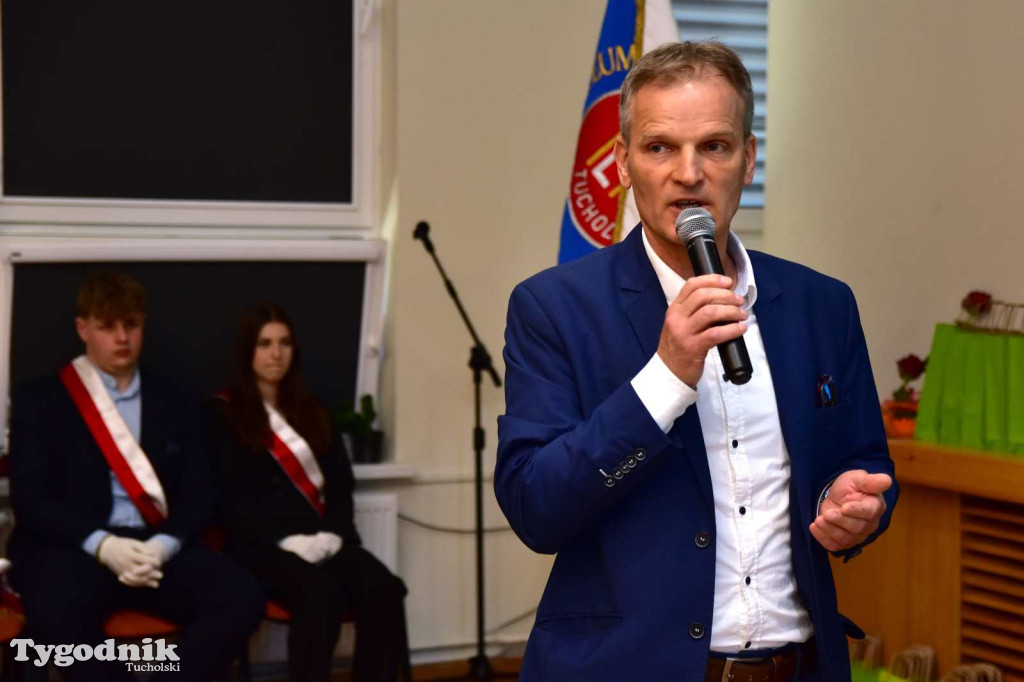 Pożegnanie absolwentów LO im. Bartłomieja Nowodworskiego