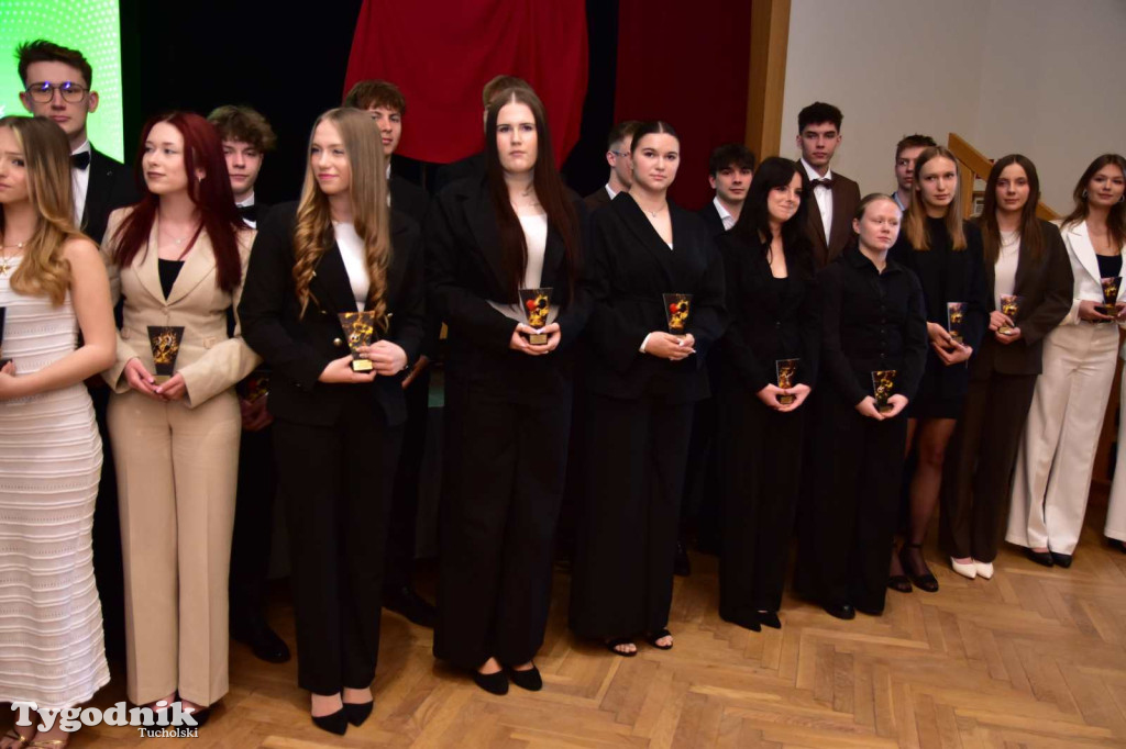 Pożegnanie absolwentów LO im. Bartłomieja Nowodworskiego