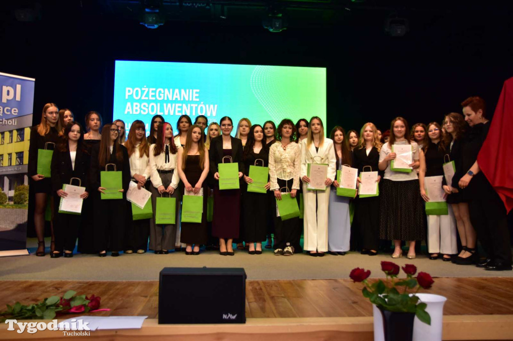 Pożegnanie absolwentów LO im. Bartłomieja Nowodworskiego
