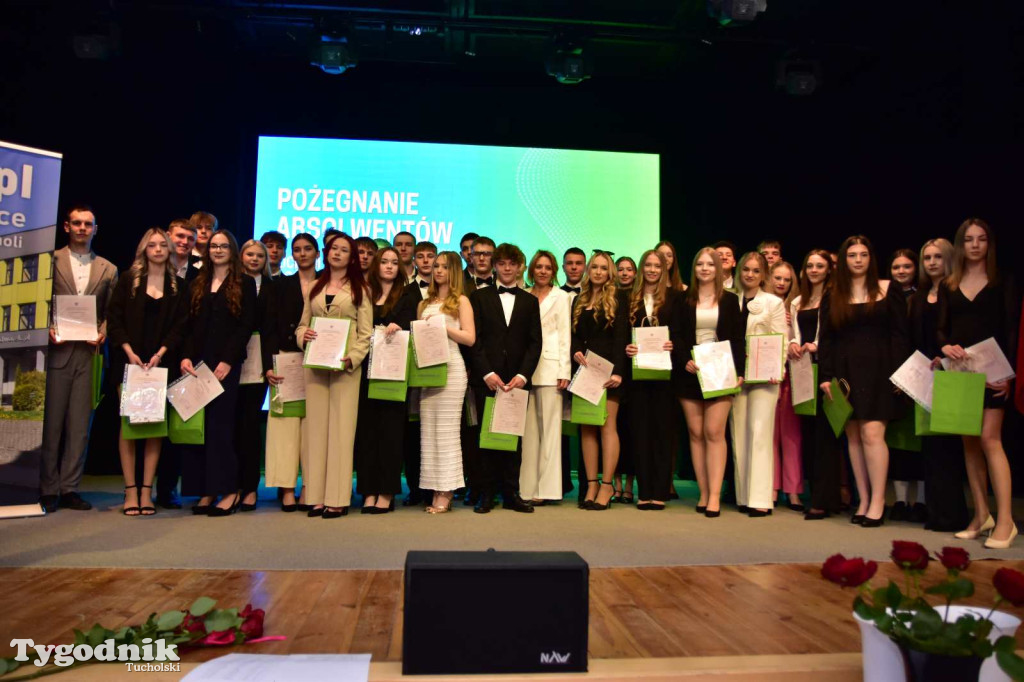 Pożegnanie absolwentów LO im. Bartłomieja Nowodworskiego