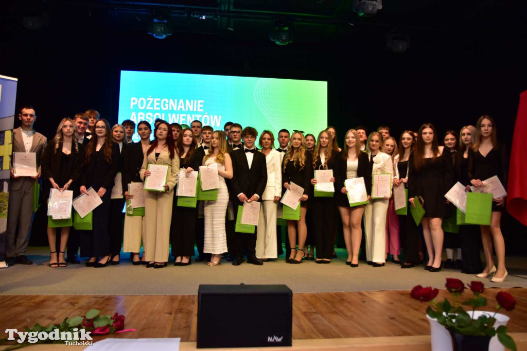 Pożegnanie absolwentów LO im. Bartłomieja Nowodworskiego