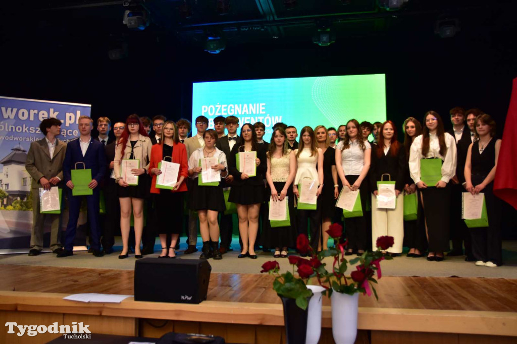 Pożegnanie absolwentów LO im. Bartłomieja Nowodworskiego