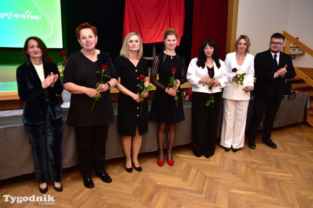 Pożegnanie absolwentów LO im. Bartłomieja Nowodworskiego