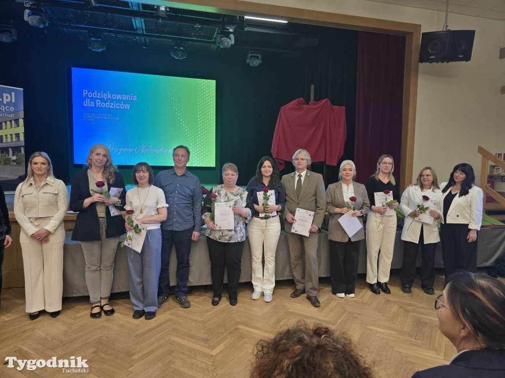 Pożegnanie absolwentów LO im. Bartłomieja Nowodworskiego