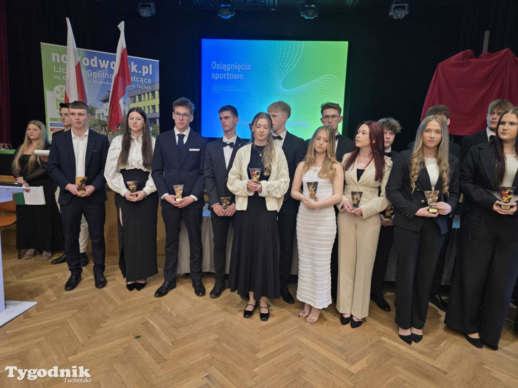 Pożegnanie absolwentów LO im. Bartłomieja Nowodworskiego