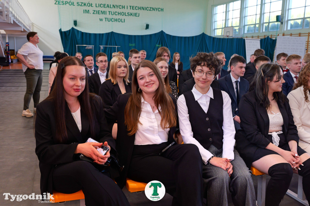 ZSLiT w Tucholi żegna absolwentów