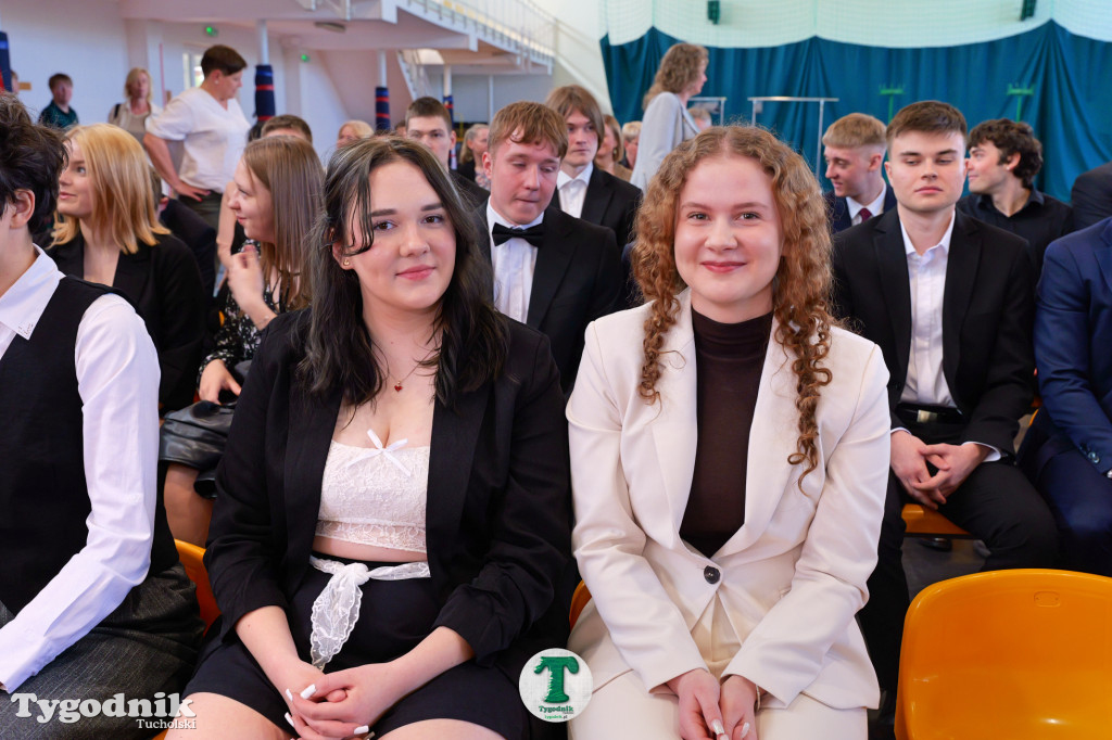 ZSLiT w Tucholi żegna absolwentów