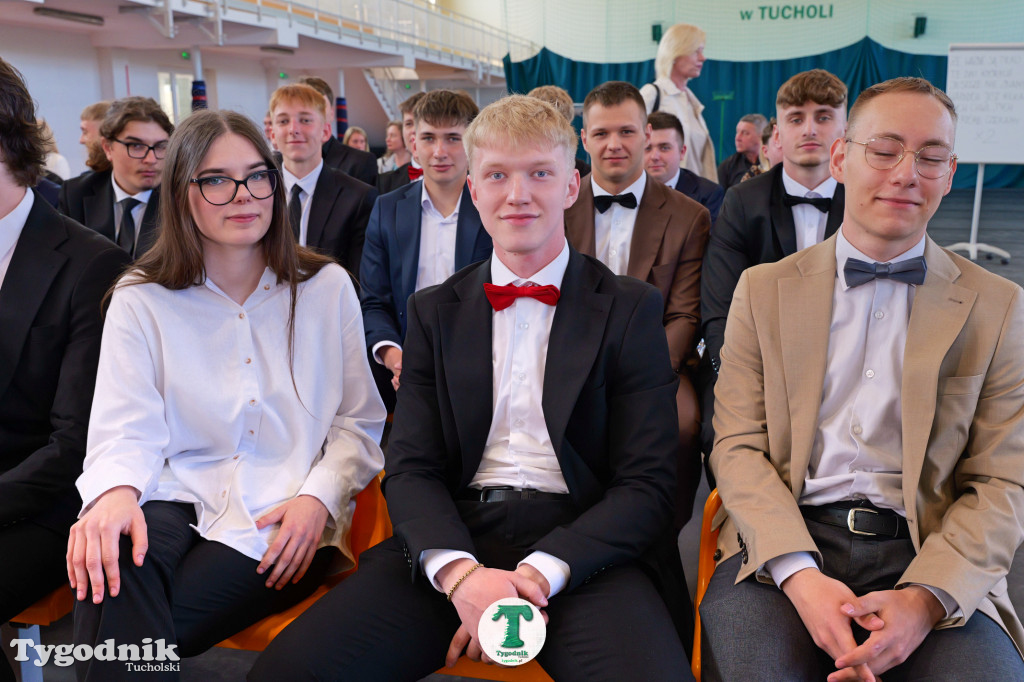 ZSLiT w Tucholi żegna absolwentów