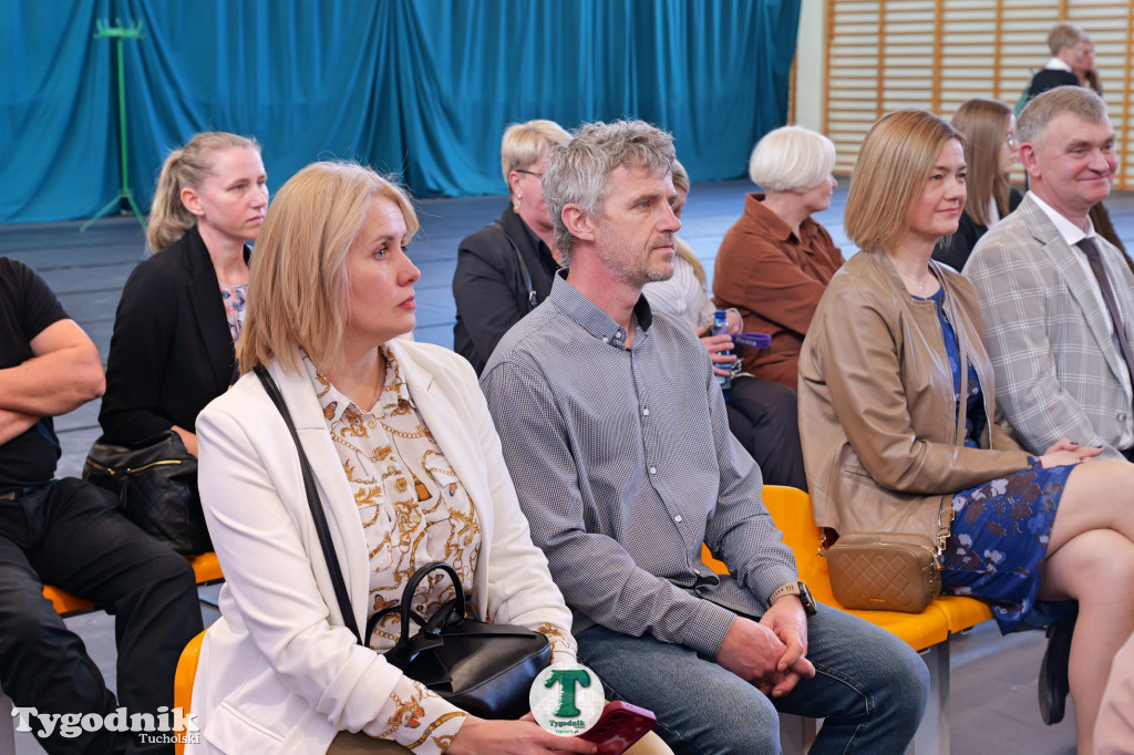 ZSLiT w Tucholi żegna absolwentów