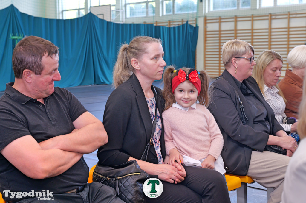 ZSLiT w Tucholi żegna absolwentów