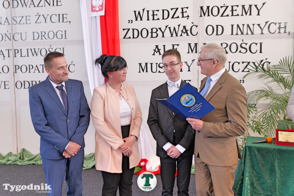ZSLiT w Tucholi żegna absolwentów