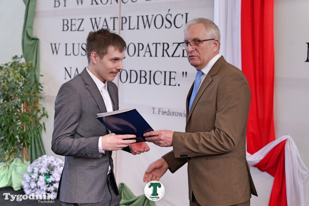 ZSLiT w Tucholi żegna absolwentów