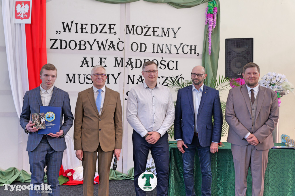 ZSLiT w Tucholi żegna absolwentów