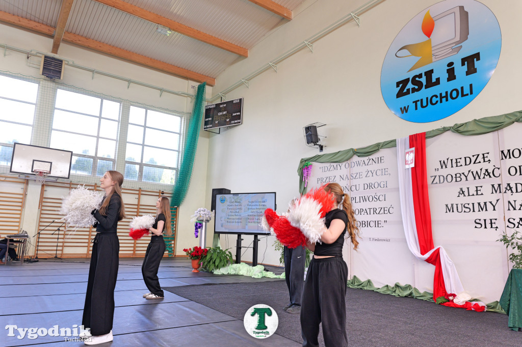 ZSLiT w Tucholi żegna absolwentów