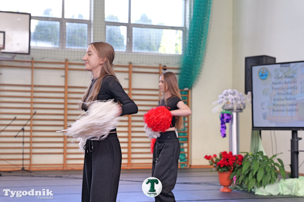 ZSLiT w Tucholi żegna absolwentów