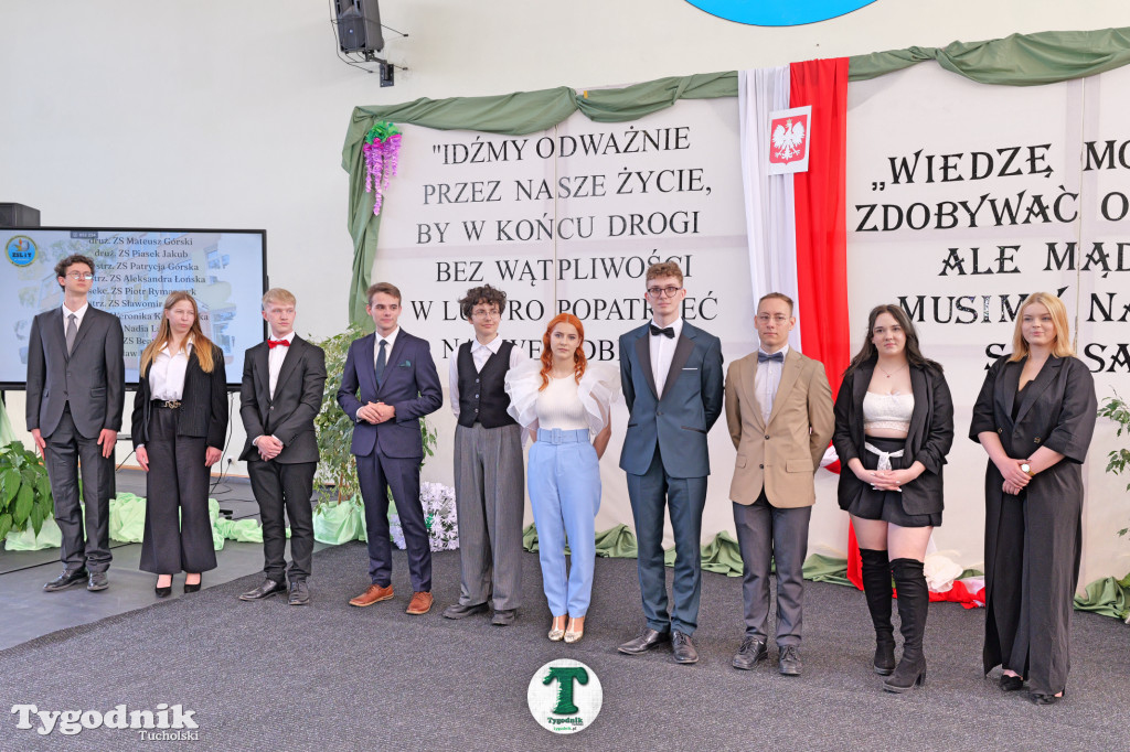 ZSLiT w Tucholi żegna absolwentów